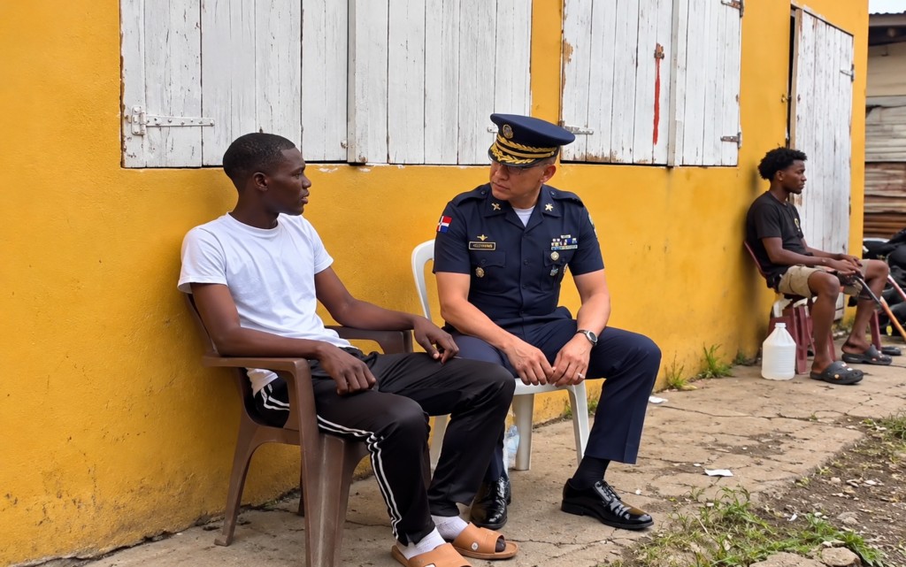 Director de la Policía visita a agente herido de bala en San Pedro de&nbsp;Macorís