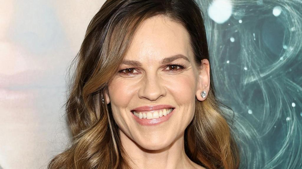 Hilary Swank anuncia que espera su tercer hijo a los 52&nbsp;años